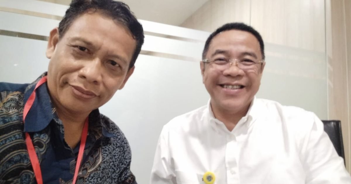 Ketua  LWP PWNU Jabar H. Amirulloh bersama Kakantah Kabupaten Bogor 1 Drs. Freddy Murphy, M.Si., Jumat, 24 Desember 2025