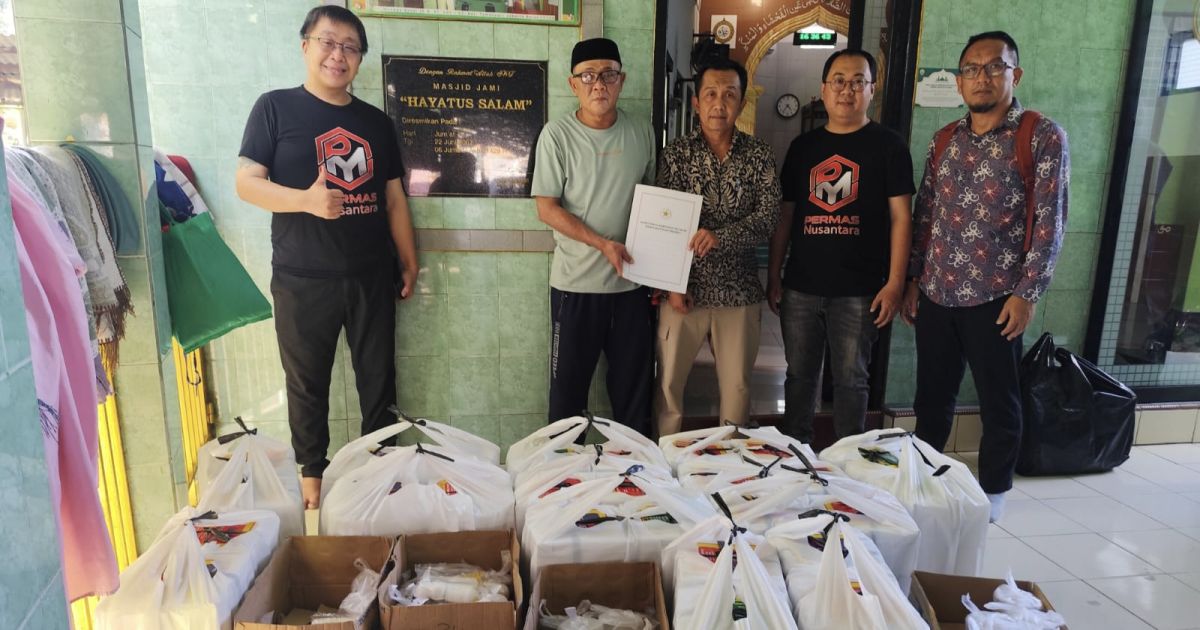 PERMAS Nusantara Salurkan Ribuan Paket Berbuka Puasa dari Mas Wapres untuk Jamaah Masjid Hayatus Salam Jakpus