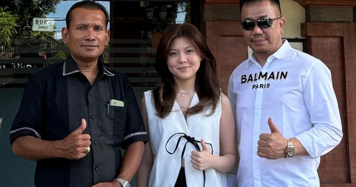 Advokat Nicho Hezron, S.H., M.H., (tengah) bersama tim dari kantor hukum Dhipa Adista Justicia Jakarta (Dok. Foto: Ist)