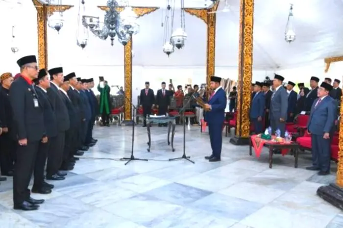 Pemkab Sumenep Rombak Birokrasi, Bupati Fauzi Tegaskan Sembilan Pejabat Dimutasi Bukan Sekadar Rotasi, tetapi Penguatan Kinerja