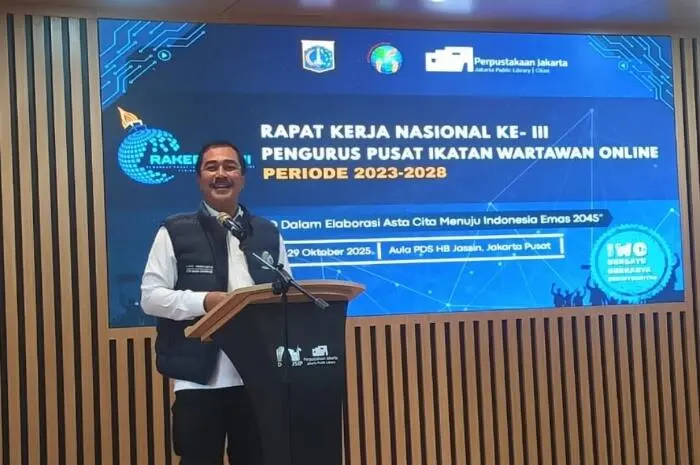 Menutup Rakernas ke III IWO Tahun 2025, Menteri Imipas: Wartawan Online Harus Jadi Penyangga Moral Bangsa